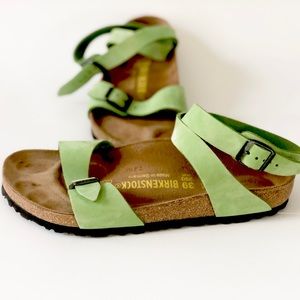 •• Birkenstock •• rare Delhi ankle straps